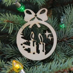 Drevená vianočná ozdoba na stromček guľa 1, 70x90mm 11