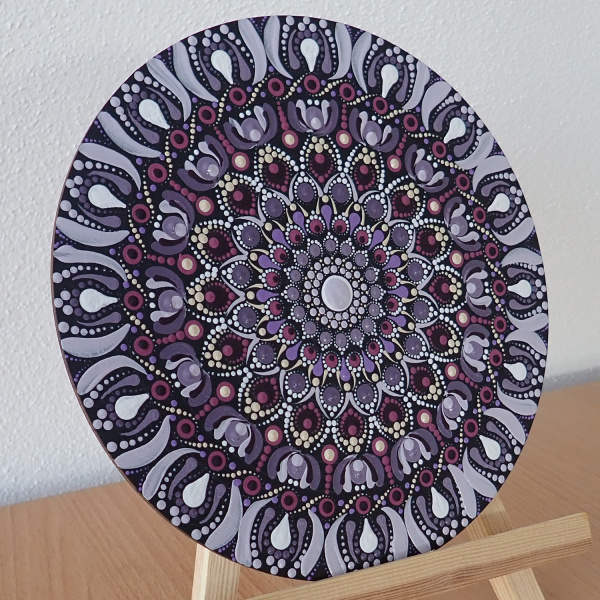 Mandala ručne maľovaná fialová, 20cm 5
